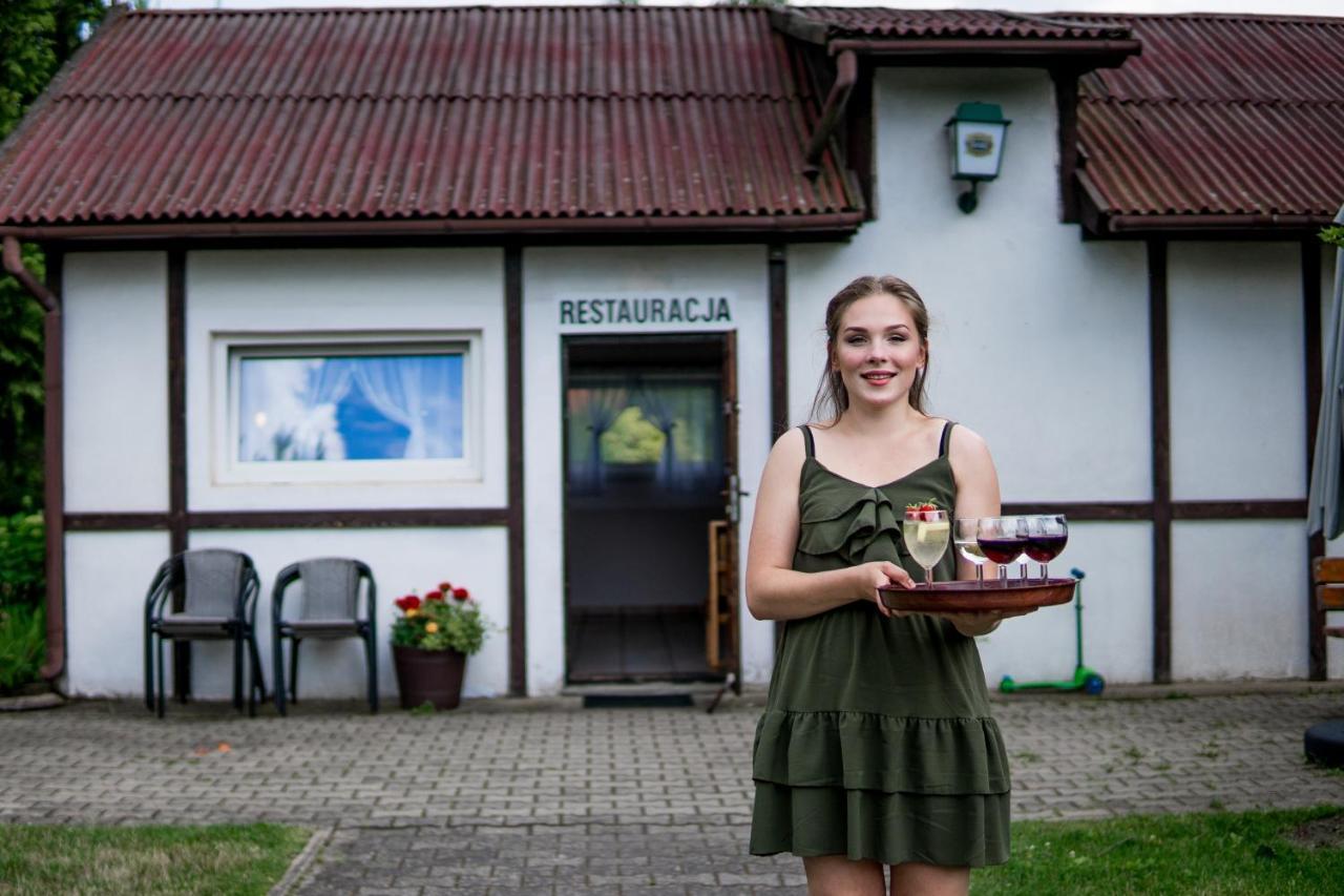 Pensjonat Faryny Buitenkant foto