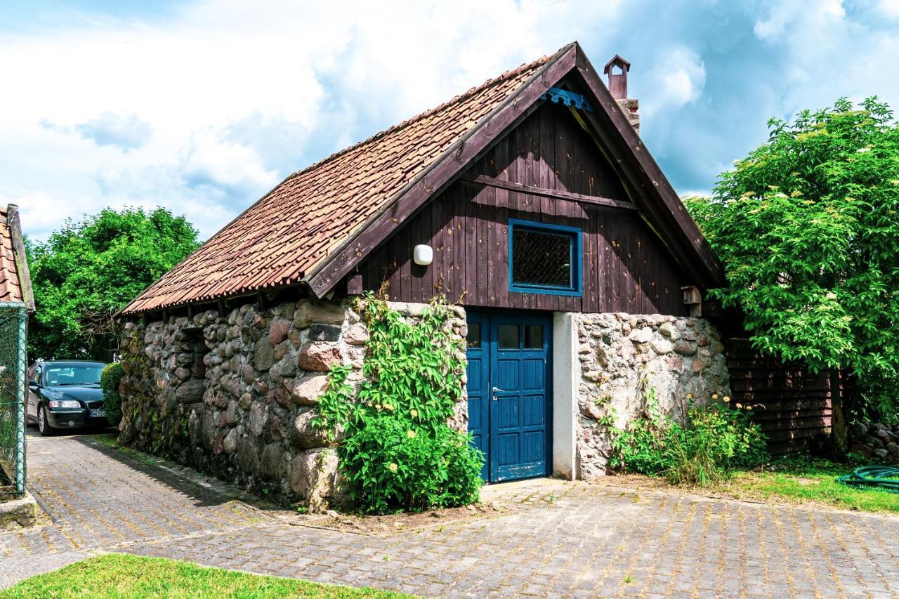 Pensjonat Faryny Buitenkant foto