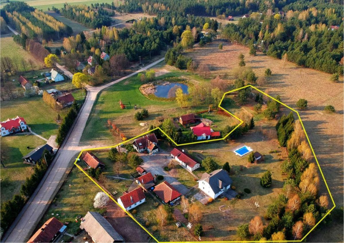 Pensjonat Faryny Buitenkant foto