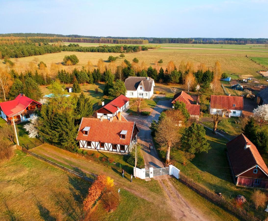 Pensjonat Faryny Buitenkant foto